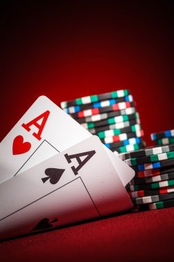 qqindah app displaying PG Soft live blackjack table with dealer and real-time player seats